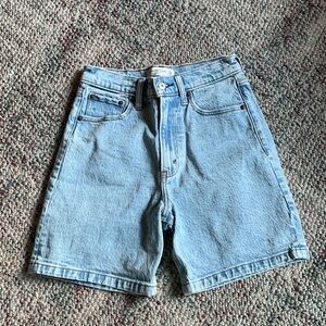 Abercrombie & Fitch Dad Short